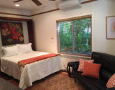 19-tropical-retreat_ground-floor-bedroom